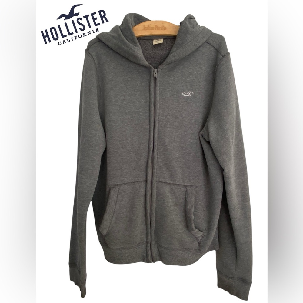 🧥HOLLISTER Stylish Gray Zip-Up Hoodie